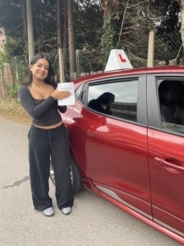 Diana taught Chloe for 6 months and she passed FIRST TIME.<br />
Well structured lessons. Great feedback and very thorough. She kept her at ease through the whole process. Highly recommended! Thank you Diana